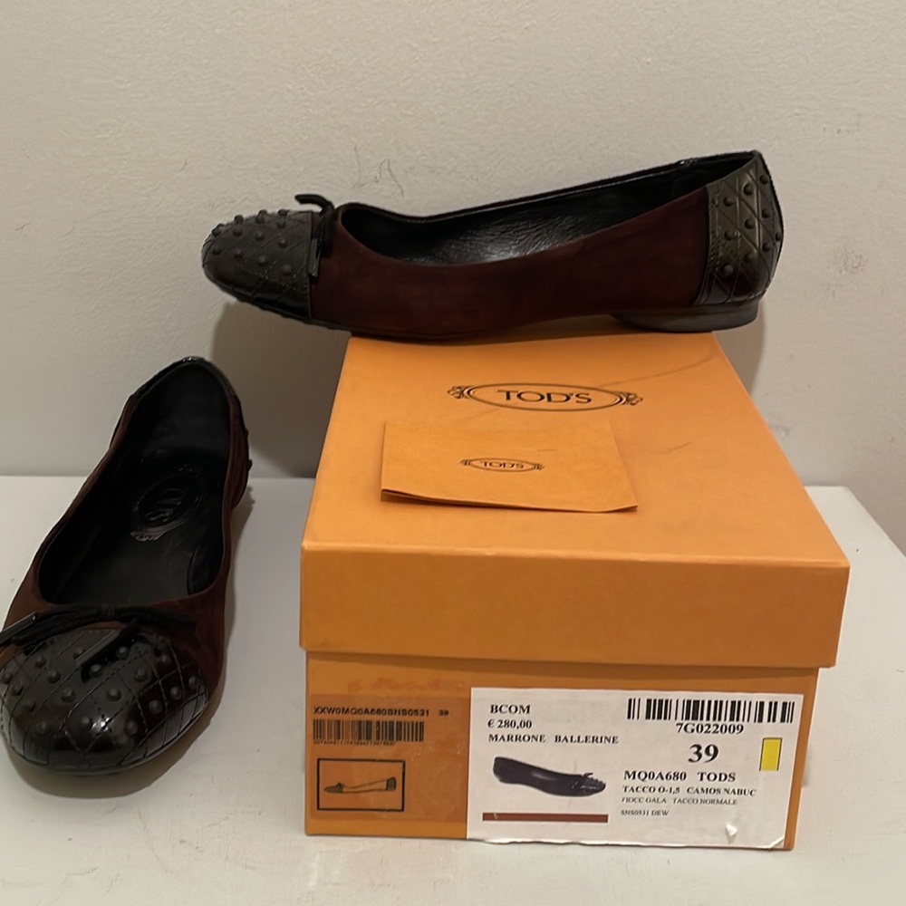TOD’S - LEATHER AND SUEDE BALLERINA FLATS - Picture 9 of 14